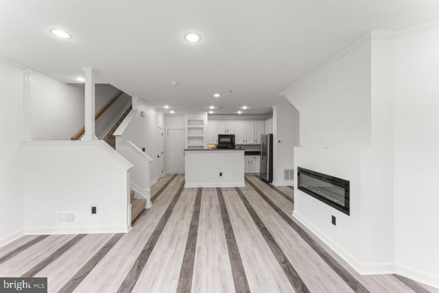 42261 TERRAZZO TER, Aldie, VA 20105