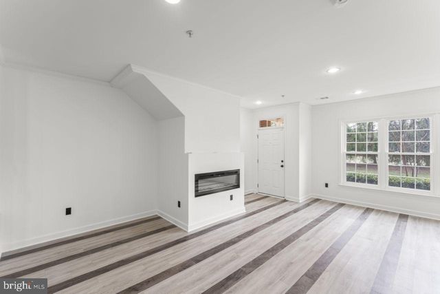 42261 TERRAZZO TER, Aldie, VA 20105