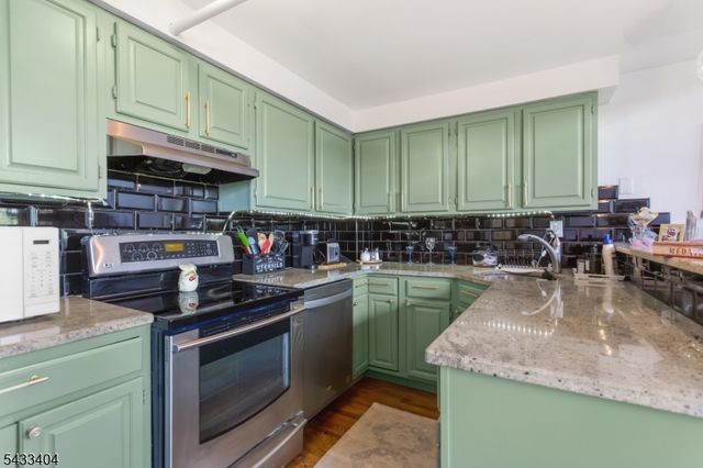 366 Trenton Ave 4E, Paterson City, NJ 07503
