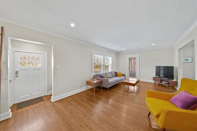 645 E 62nd Street, Kansas City, MO 64110