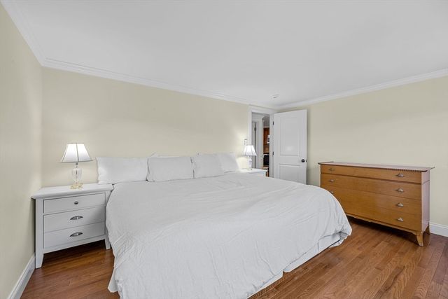 109 Misty Meadow Ln 4, Chatham, MA 02650