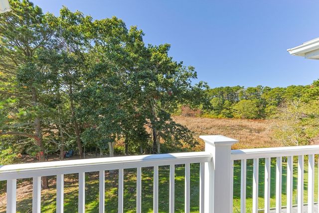 109 Misty Meadow Ln 4, Chatham, MA 02650