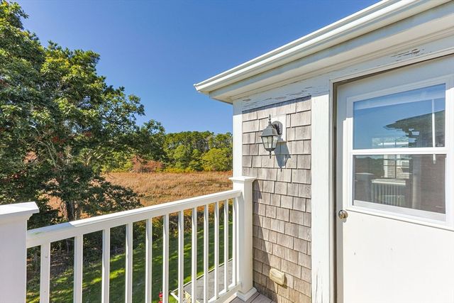 109 Misty Meadow Ln 4, Chatham, MA 02650