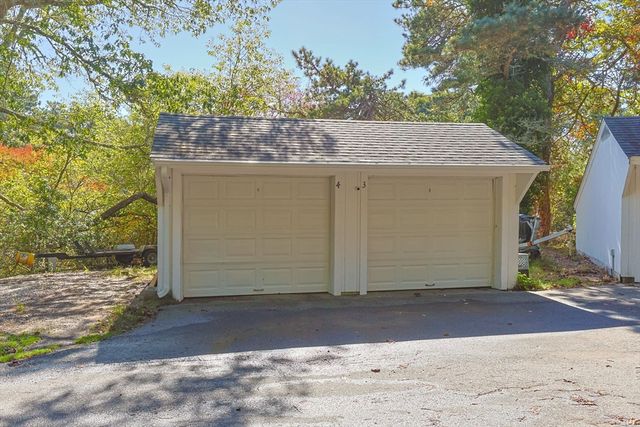 109 Misty Meadow Ln 4, Chatham, MA 02650