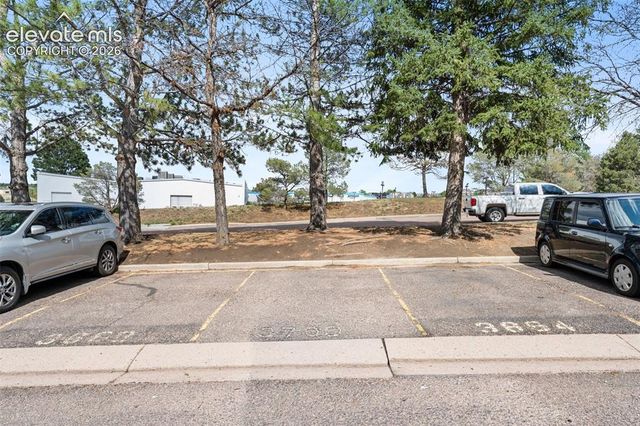 3700 Iguana Drive, Colorado Springs, CO 80910