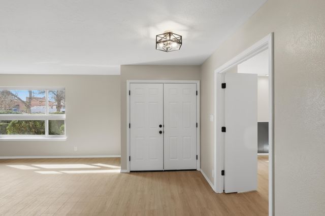 5408 Cimarron Road NW, Albuquerque, NM 87120