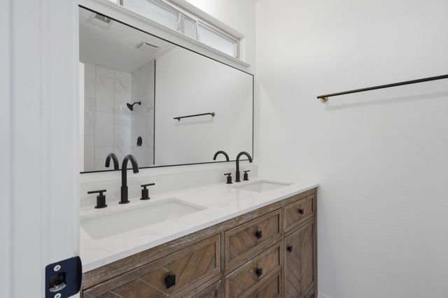 5408 Cimarron Road NW, Albuquerque, NM 87120