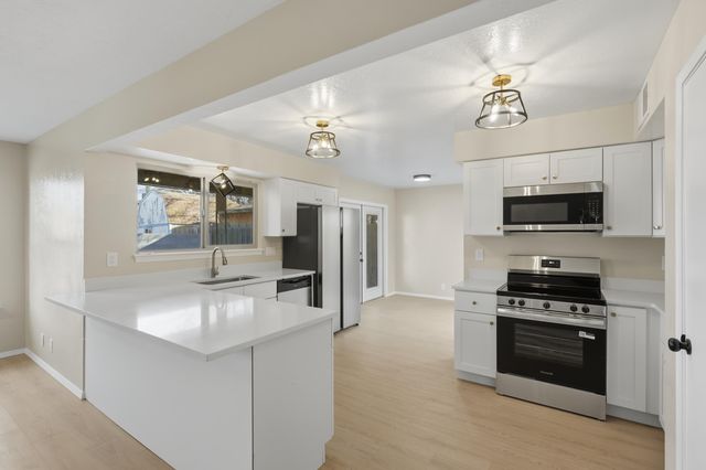 5408 Cimarron Road NW, Albuquerque, NM 87120