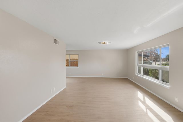 5408 Cimarron Road NW, Albuquerque, NM 87120