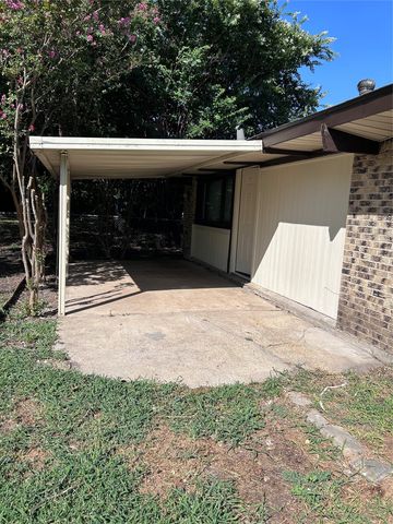446 Meadowhill Drive, Garland, TX 75043