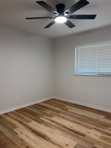 446 Meadowhill Drive, Garland, TX 75043