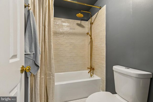 7819 WELLINGTON DR, Warrenton, VA 20186