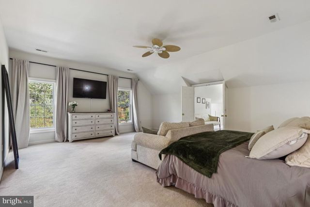 7819 WELLINGTON DR, Warrenton, VA 20186