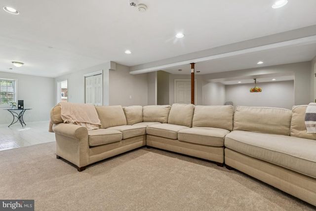 7819 WELLINGTON DR, Warrenton, VA 20186