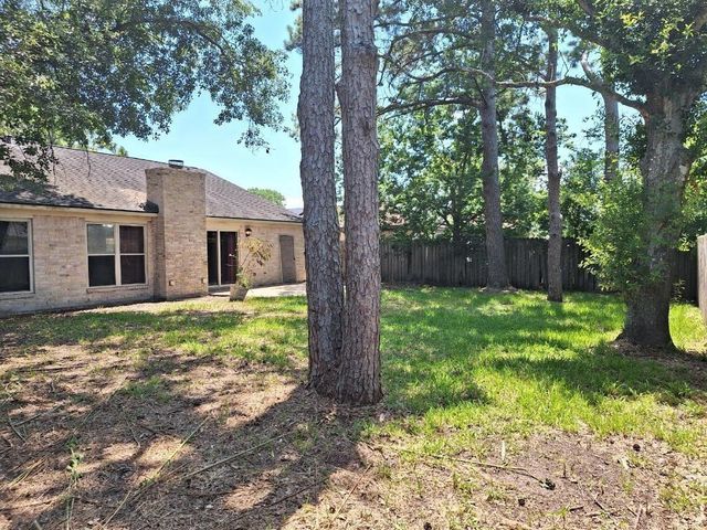 605 Noreda Street, Angleton, TX 77515