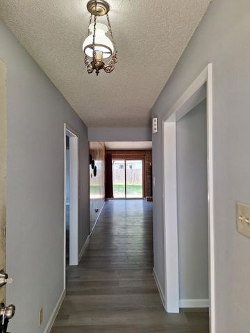 605 Noreda Street, Angleton, TX 77515
