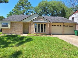 605 Noreda Street, Angleton, TX 77515