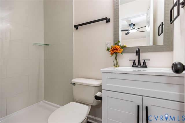 20501 Hickory Ct, South Chesterfield, VA 23803