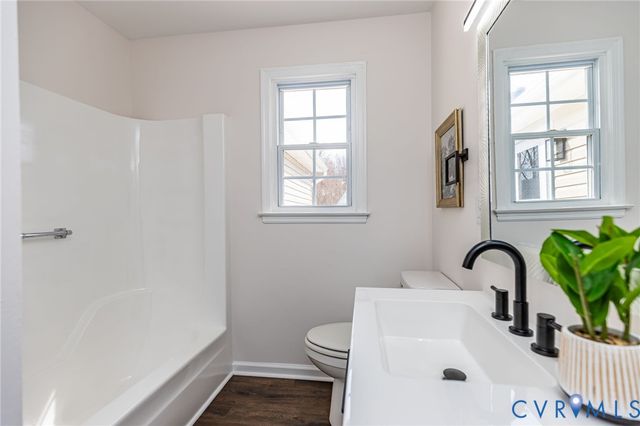 20501 Hickory Ct, South Chesterfield, VA 23803