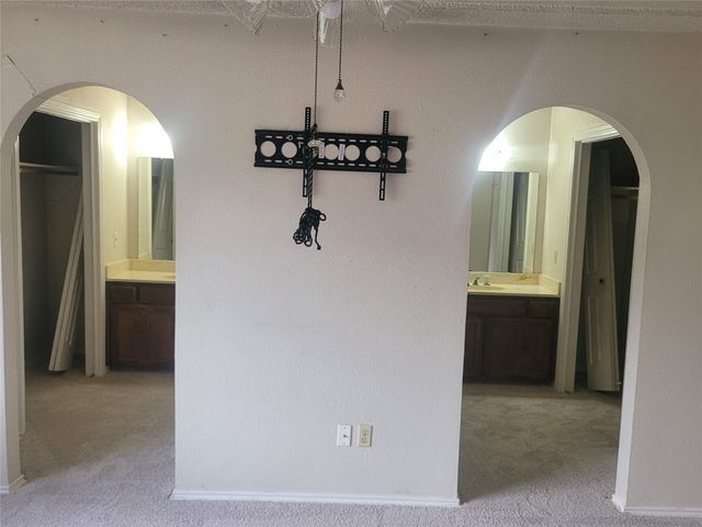 4100 Longleaf Lane, Fort Worth, TX 76137