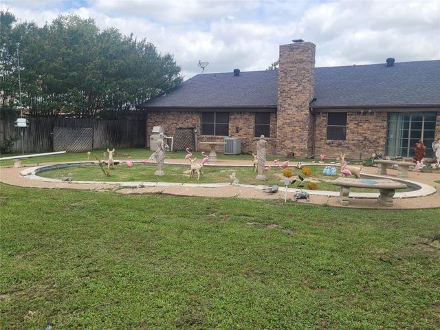 4100 Longleaf Lane, Fort Worth, TX 76137