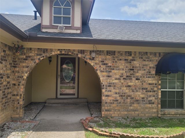 4100 Longleaf Lane, Fort Worth, TX 76137