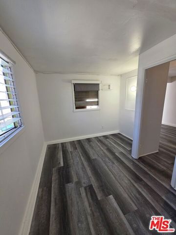 611 W 109th Street, Los Angeles, CA 90044