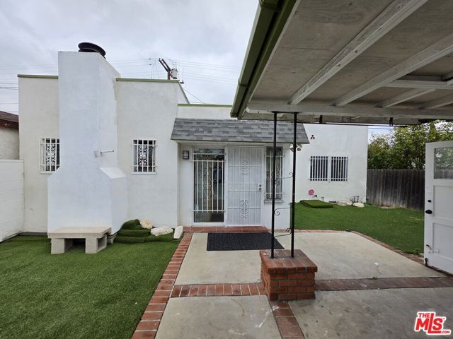 611 W 109th Street, Los Angeles, CA 90044