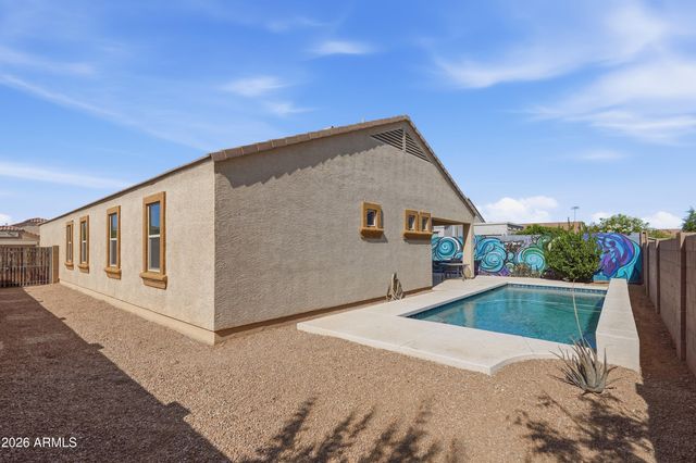 9413 W GEORGIA Avenue, Glendale, AZ 85305
