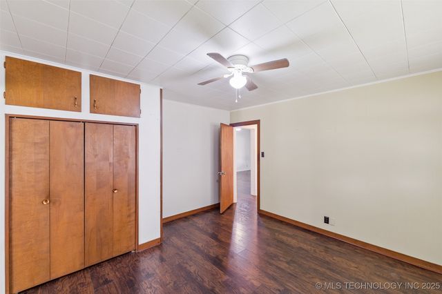 111 S Chickasaw Avenue, Bartlesville, OK 74003