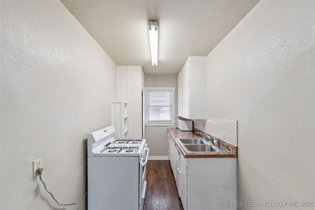 111 S Chickasaw Avenue, Bartlesville, OK 74003