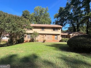 3059 Sorrento Circle SW, Atlanta, GA 30331