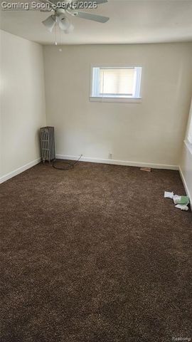 8420 Jewett Avenue, Warren, MI 48089