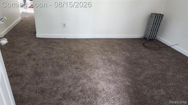 8420 Jewett Avenue, Warren, MI 48089