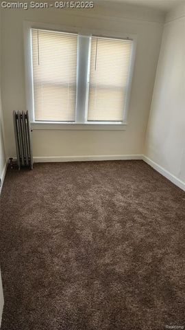 8420 Jewett Avenue, Warren, MI 48089