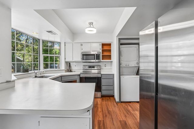 4231 MOCKINGBIRD CIR, Waldorf, MD 20603
