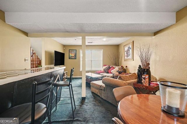 671 Pepperwood Trail, Stone Mountain, GA 30087