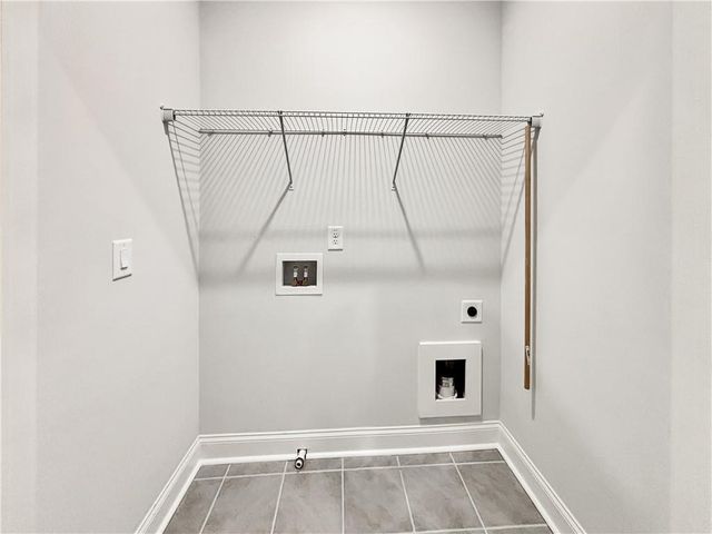 300 Meadow Mill Way, Woodstock, GA 30188