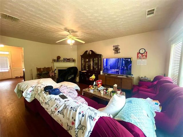1560 Park Grove Drive, Lawrenceville, GA 30046