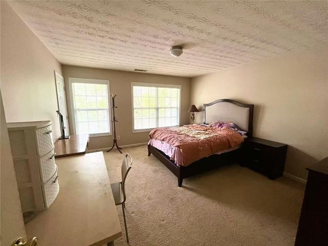 1560 Park Grove Drive, Lawrenceville, GA 30046