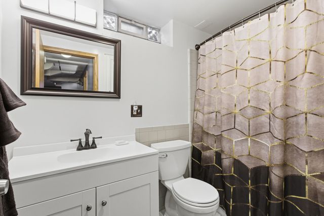 2655 Willow Street, Dearborn, MI 48124