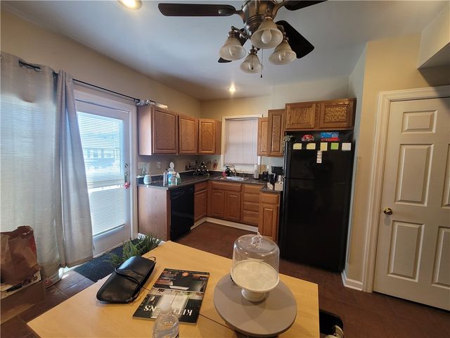 121 S 12th St, South Side, PA 15203