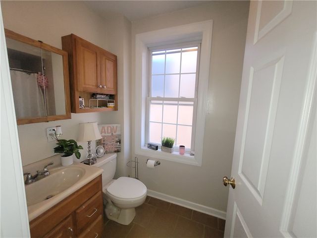121 S 12th St, South Side, PA 15203