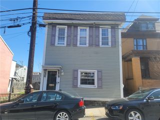 121 S 12th St, South Side, PA 15203