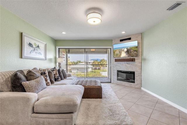 2100 N PENINSULA AVENUE 305, New Smyrna Beach, FL 32169