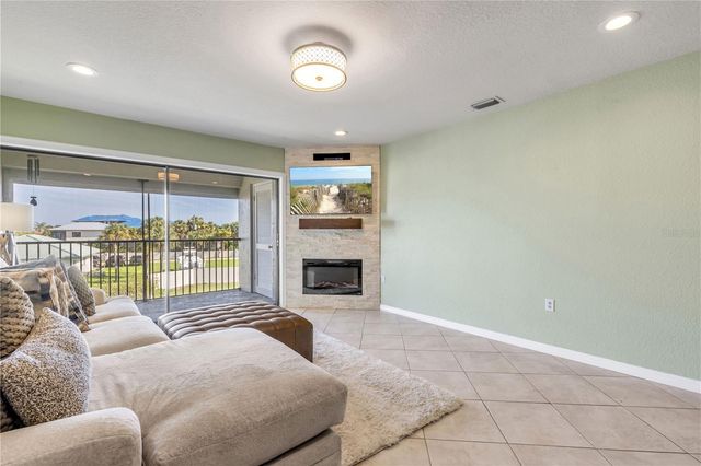 2100 N PENINSULA AVENUE 305, New Smyrna Beach, FL 32169