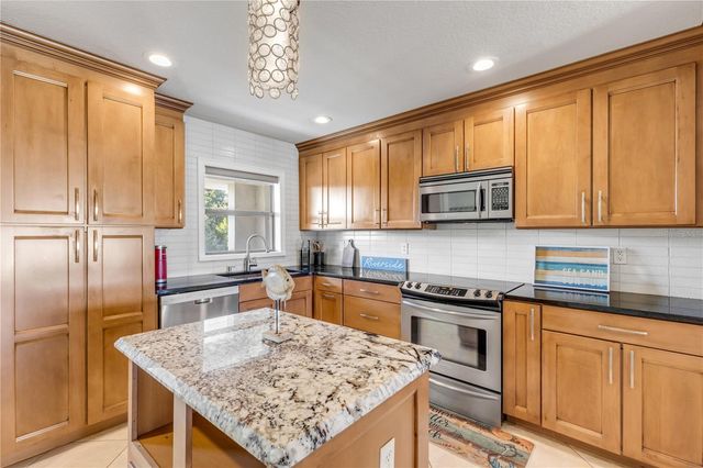 2100 N PENINSULA AVENUE 305, New Smyrna Beach, FL 32169
