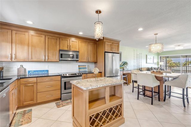 2100 N PENINSULA AVENUE 305, New Smyrna Beach, FL 32169