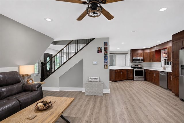 308 Charing Cross Road, Taylors, SC 29687