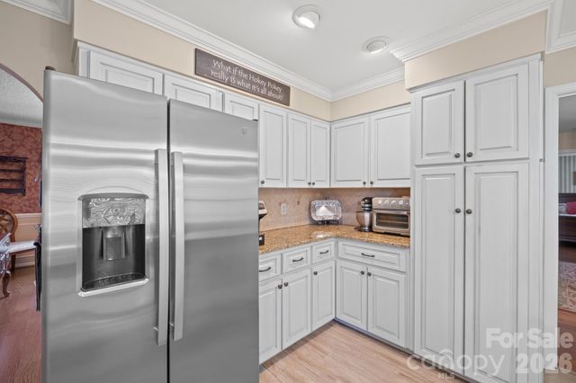 856 W 6th Street Circle, Newton, NC 28658